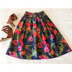Floral prints skirt 👗